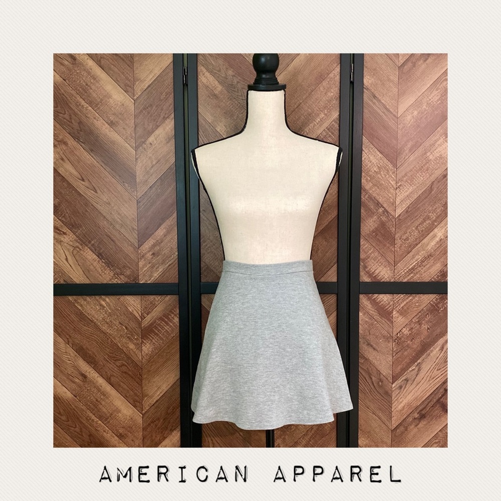 AMERICAN APPAREL (NWT) - Hyperion Skirt - SZ Small